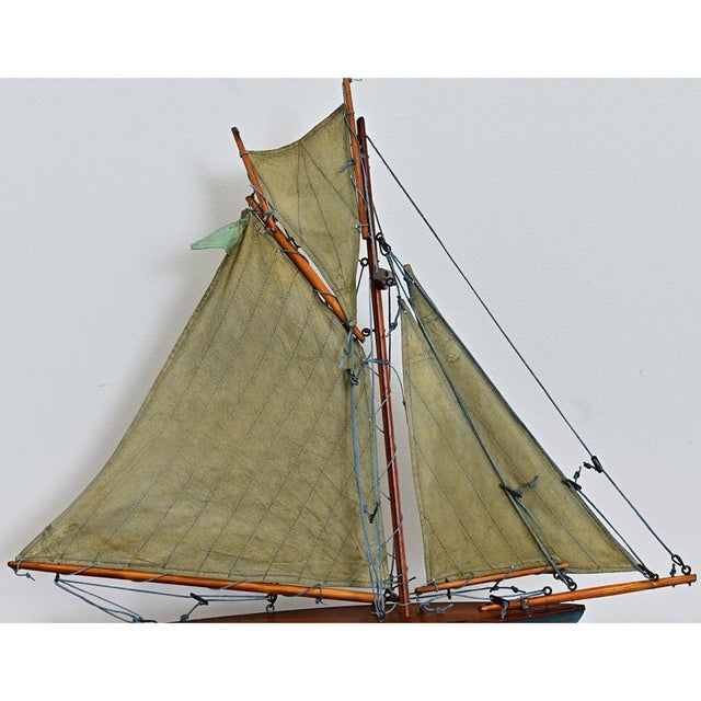 Scottish Early 20th Century Pond Yacht For Sale - Image 4 of 12