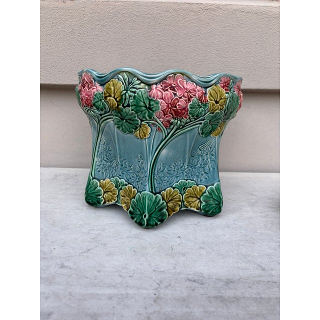 Majolica Aqua Hydrangea Cachepot Sarreguemines, circa 1900.