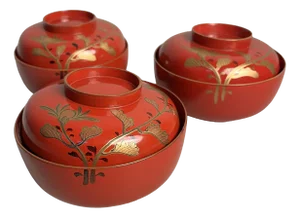 20th Century Taishō Urushi Maki-E Rice and Soup Bowls, Japan, Set of 3