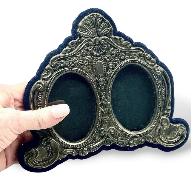 Antique Ts LTD Silver Double Oval Easle Photo Frame Front Stamps Lion Passant For Sale - Image 11 of 11