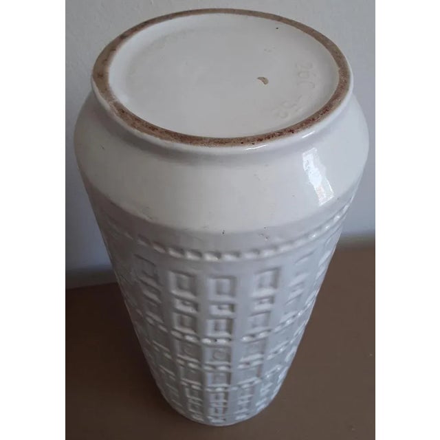 Vintage German Floor Vase in White Glazed Ceramic from Scheurich, 1970s For Sale - Image 4 of 5