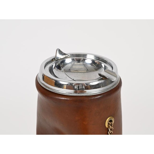 Mid-Century Pleated Leather and Brass Floor Ashtray from Nova Tecno, Italy, 1960s For Sale - Image 6 of 17