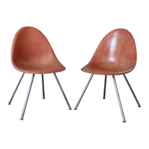 Vintage Mid Century Fiberglass Shell Chairs by Fingerhut - a Pair