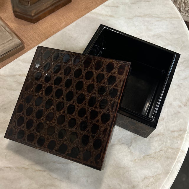 Early 21st Century Honeycomb Lacquer Box, 9x9x2.5" For Sale - Image 5 of 12