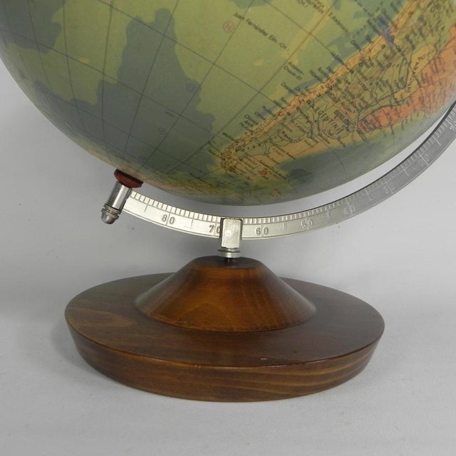 1970s Rath Globe in Papier-Mâché on Wooden Base, 1975 For Sale - Image 5 of 16