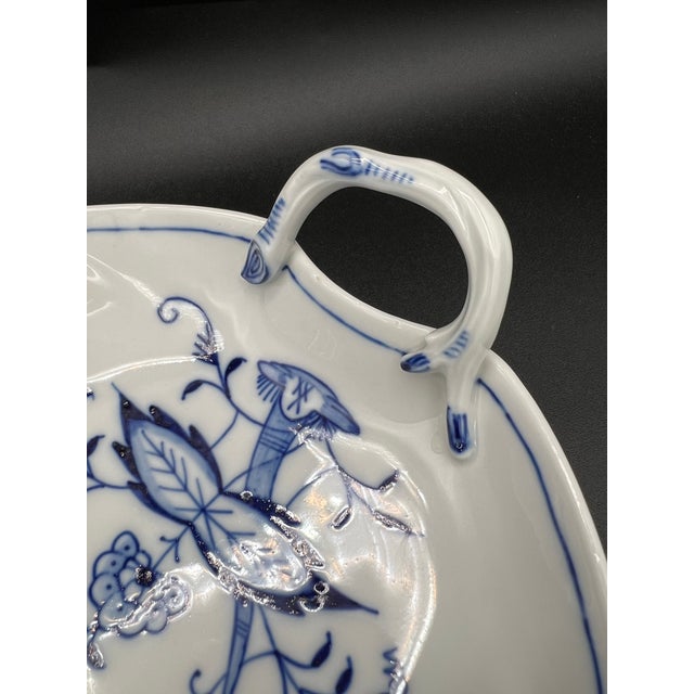 Blue Meissen Blue Onion Leaf Dish Vintage Collectible For Sale - Image 8 of 12
