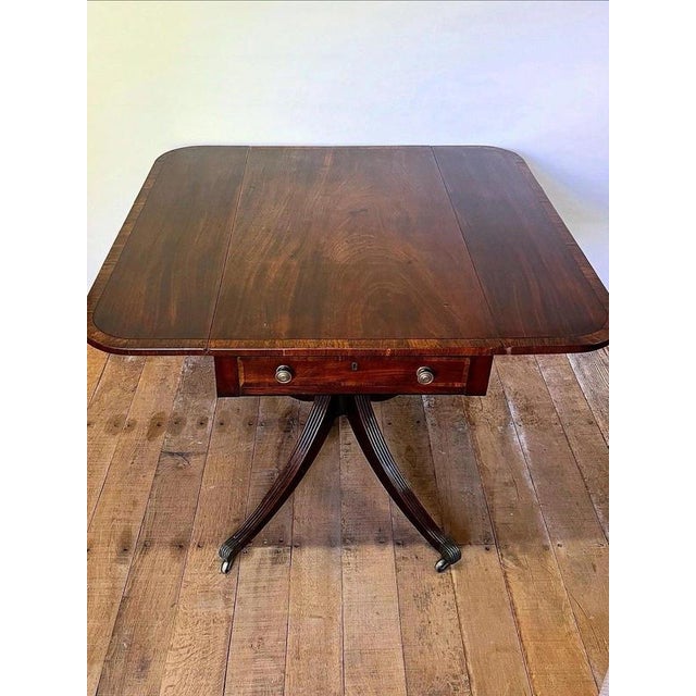 Early 19th Century Regency Mahogany Pedestal Pembroke Table, 1820 For Sale - Image 6 of 7