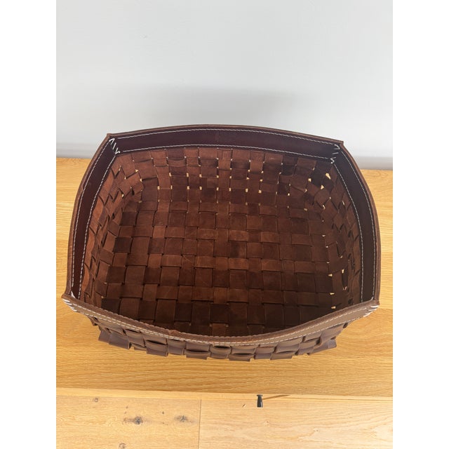 Contemporary Arte & Cuoio “Intrecci” Woven Leather Storage Basket For Sale - Image 9 of 10