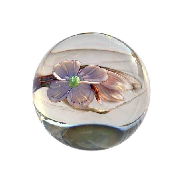 Orient & Flume Dogwood Blossom Flower California Art Glass Paperweight For Sale - Image 12 of 15