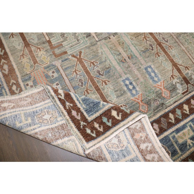 Willow Tree Persian Hamedan Rug no. j5206 For Sale In New York - Image 6 of 7