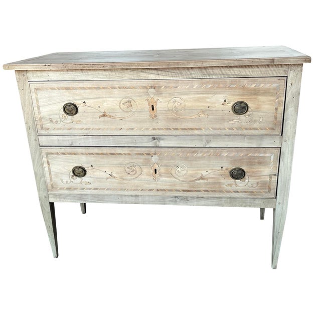 Italian Neoclassical Bleached Walnut Commode with Inlay, 19th Century For Sale - Image 9 of 15