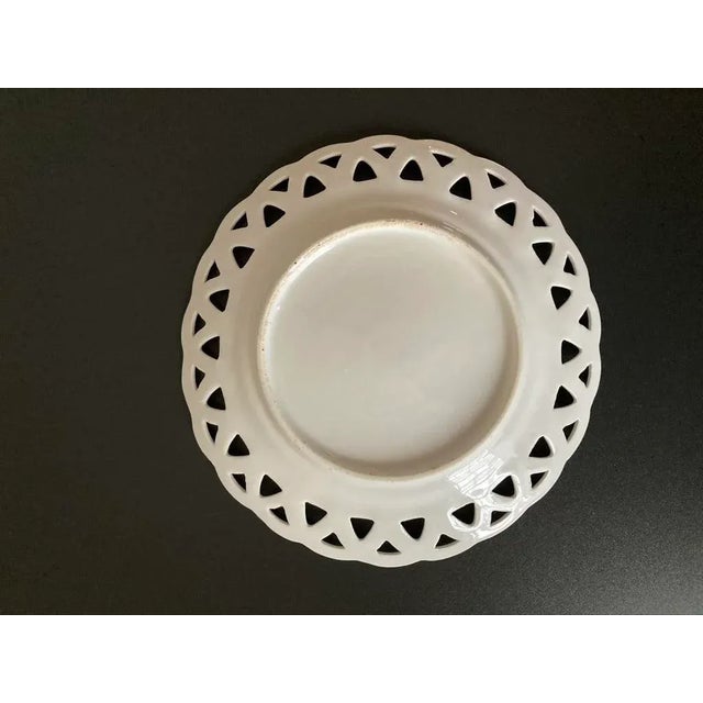 English Romantic Cherub Cupid Porcelain Plate With Lattice Margin and Gold Rim For Sale - Image 4 of 12