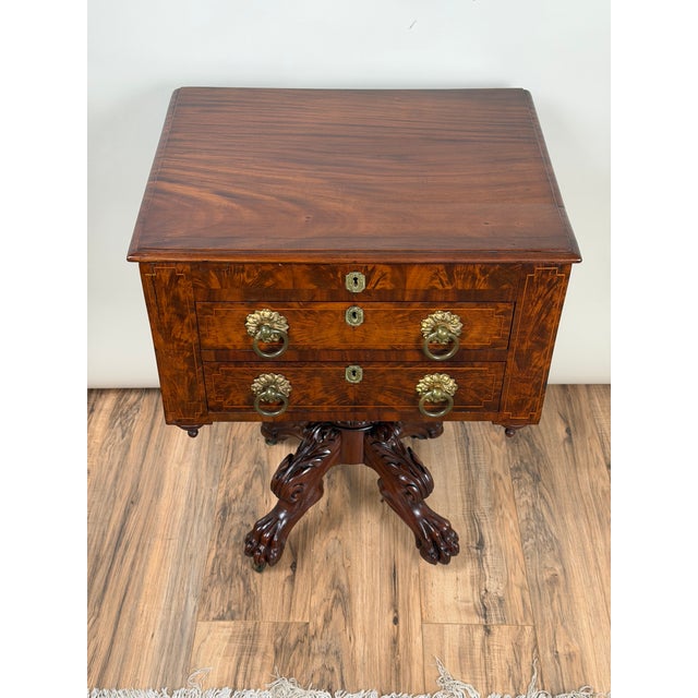 Early 19th Century American Classical Figured Mahogany Work Table, Circa 1830–1845 Possibly New York or Philadelphia For Sale - Image 5 of 11