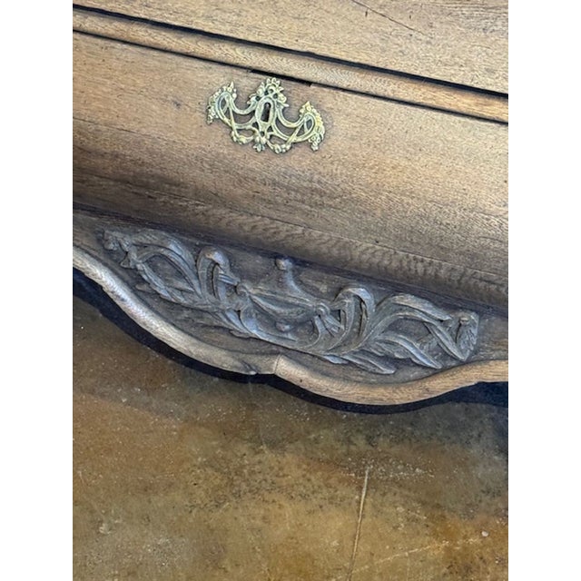 18th C. Dutch Bleached Oak Linen Press For Sale In Dallas - Image 6 of 8