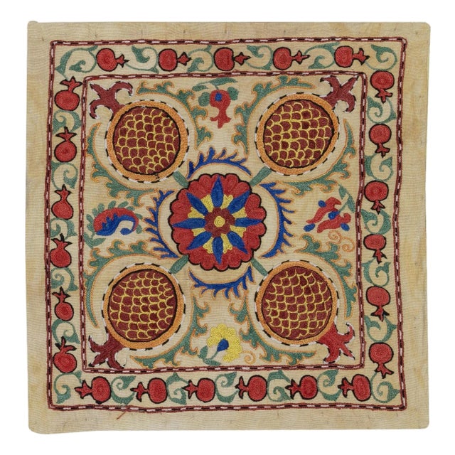 19"x20" All Silk Embroidered Cushion Cover. Handmade Pillowcase. New Toss Pillow For Sale