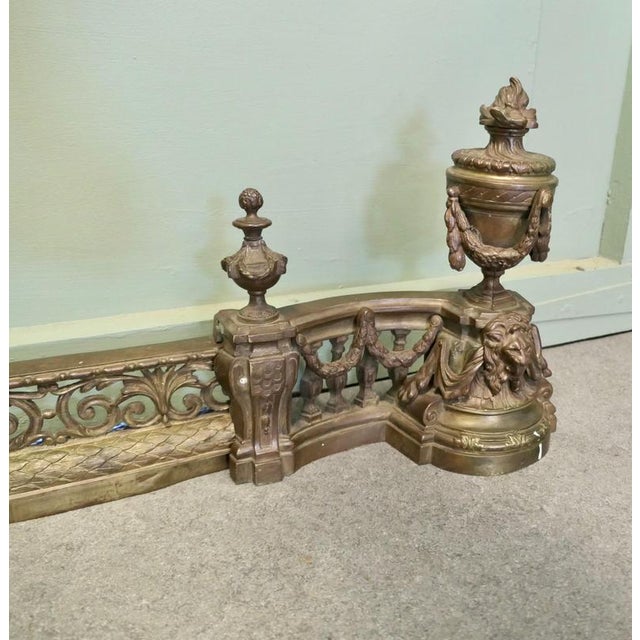 French Rococo Brass Extending Fender with Decorative Chenets For Sale - Image 4 of 7
