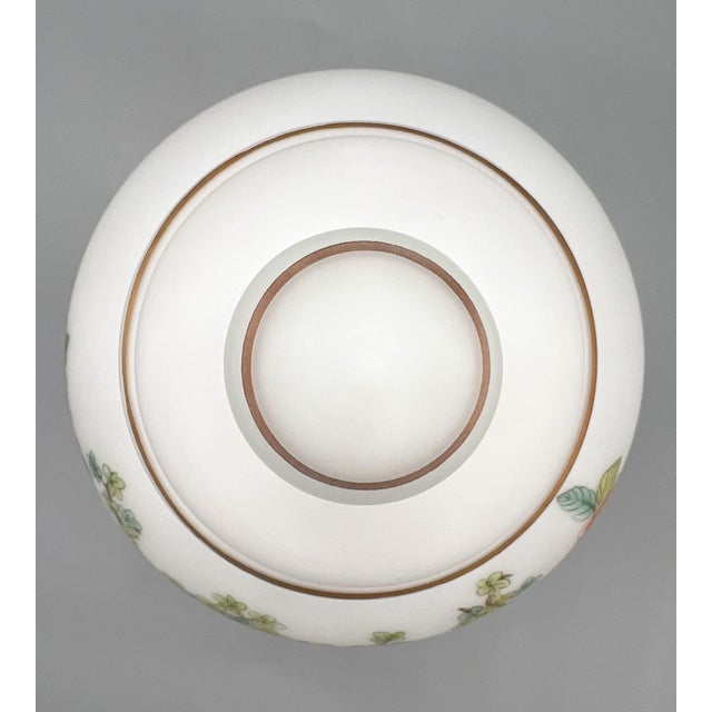 White Vintage Italian White & Gold Chinoiserie Lidded Jar – Norleans - Chinoiserie, Hollywood Regency, Traditional For Sale - Image 8 of 13