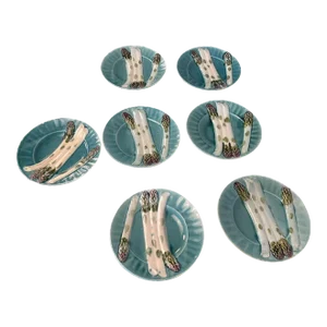 Set of Seven 1920s French Majolica Depose Kg Luneville Asparagus Plates