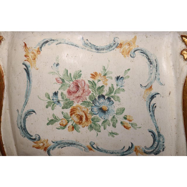 1920s Fantastic Antique Painted Gilded Italian Venetian Bombe Vanity With Mirror For Sale - Image 5 of 9