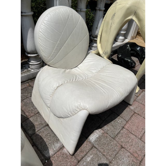 Vittorio Introini 1980s Postmodern Vittorio Introini Style White Leather Chair - One Only For Sale - Image 4 of 10