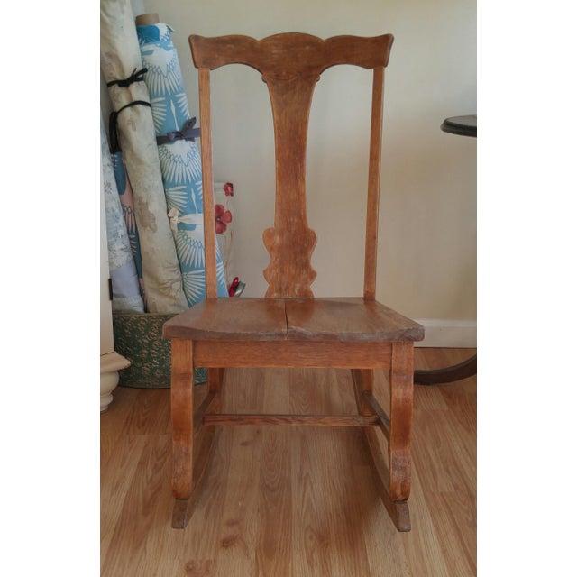 Late 19th Century Antique Queen Anne Fiddle Back Rocking Chair Chairish