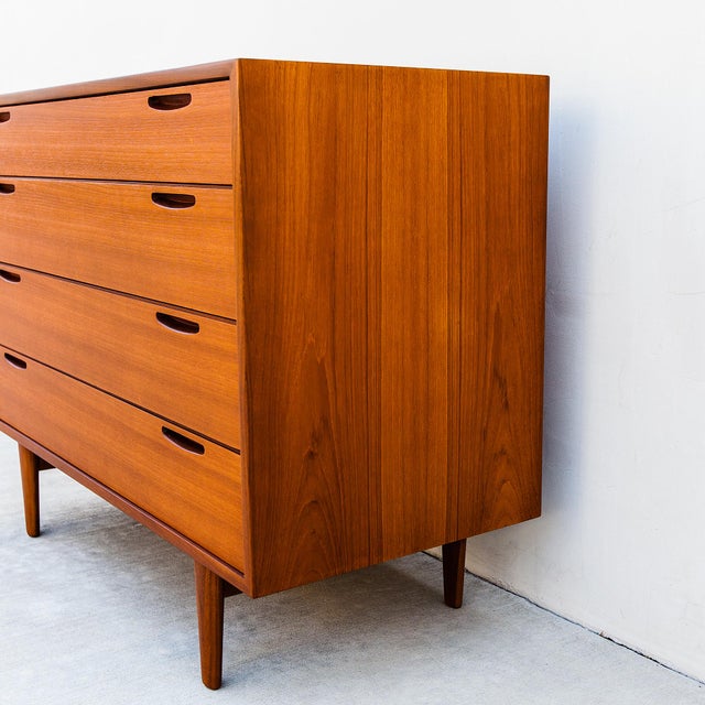 1960s Restored Ib Kofod-Larsen Danish Modern Teak Chest of Drawers by Brande Mobelfabrik For Sale - Image 9 of 16