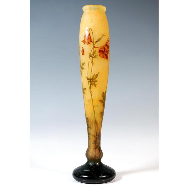Large Art Nouveau Cameo Single Vase Ancolie by Daum Nancy, France, 1890s For Sale - Image 4 of 7