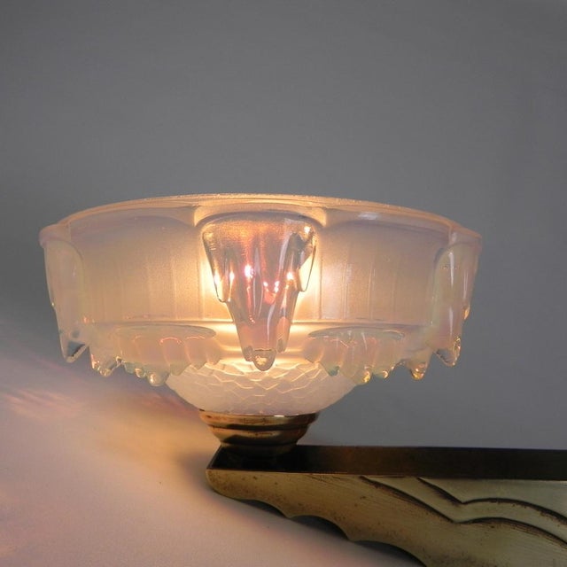 Art Deco Wall Lamp in Opalescent Glass, 1930s For Sale - Image 13 of 18