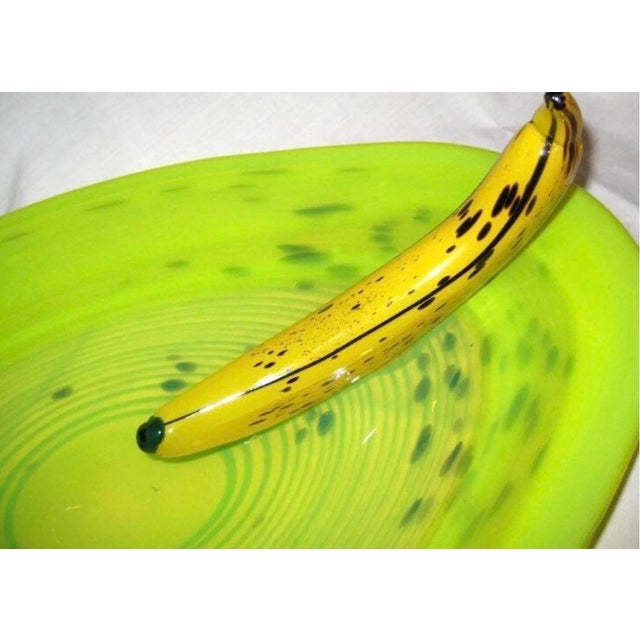 Large Vintage 1990s RPM Studios Harry Stuart Glass Banana Art Platter Acid Green For Sale - Image 4 of 6