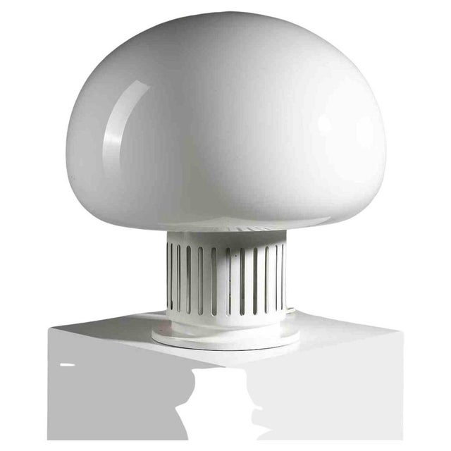 Studio tetrarch paola table lamp for lumenform, italy 1968. Opal glass and painted metal. . Ref. : g. Gramigna, repertoire...