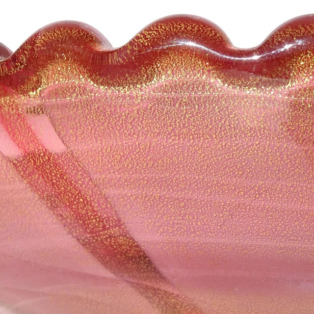 Vintage Murano Mid Century Pink Aventurine Ribbons Gold Flecks Italian Art Glass Scalloped Rim Bowl For Sale - Image 9 of 10