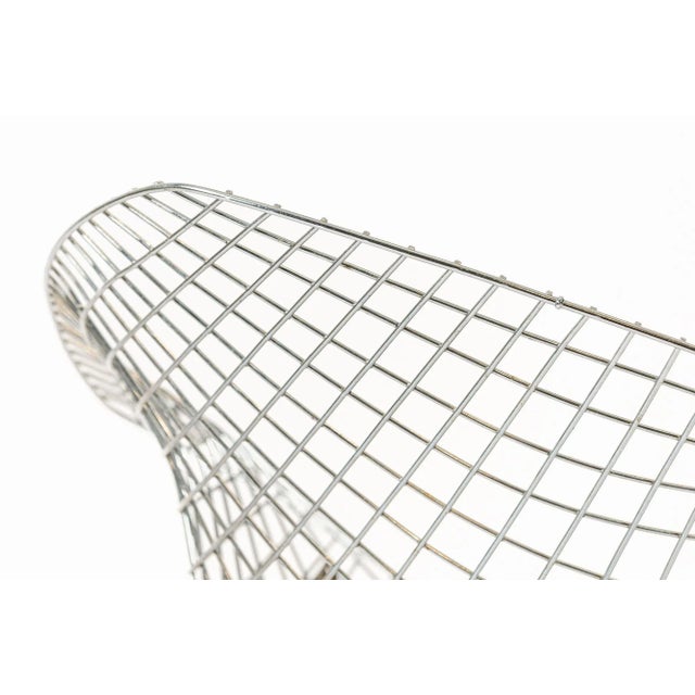 Metal Silver Mid Century Diamond Wire Lounge Chair by Harry Bertoia for Knoll For Sale - Image 7 of 12