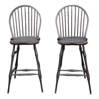 Late 20th Century Pair of Bench Made Black Windsor Chair Tall Stools by David T. Smith of Ohio For Sale