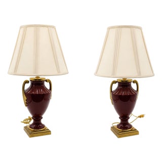 1990s Pair of Red Porcelain Neoclassical Urn Lamps For Sale