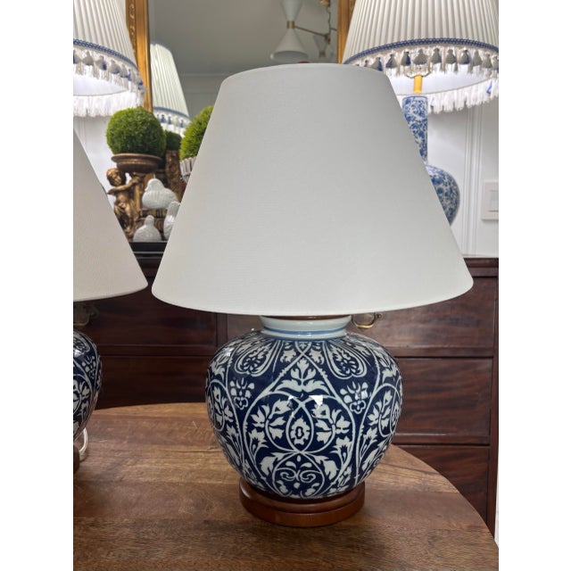 Lauren Ralph Lauren Contemporary Ralph Lauren Blue and White Cobalt Ikat Ginger Jar Lamps With White Line Shades - a Pair For Sale - Image 4 of 10