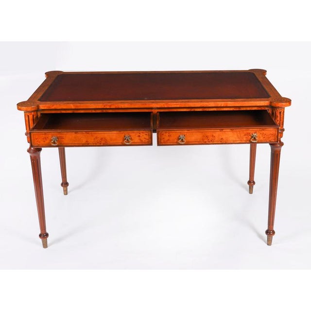 Vintage Birdseye Maple Desk in the style of Gillows, 20th Century For Sale - Image 10 of 17