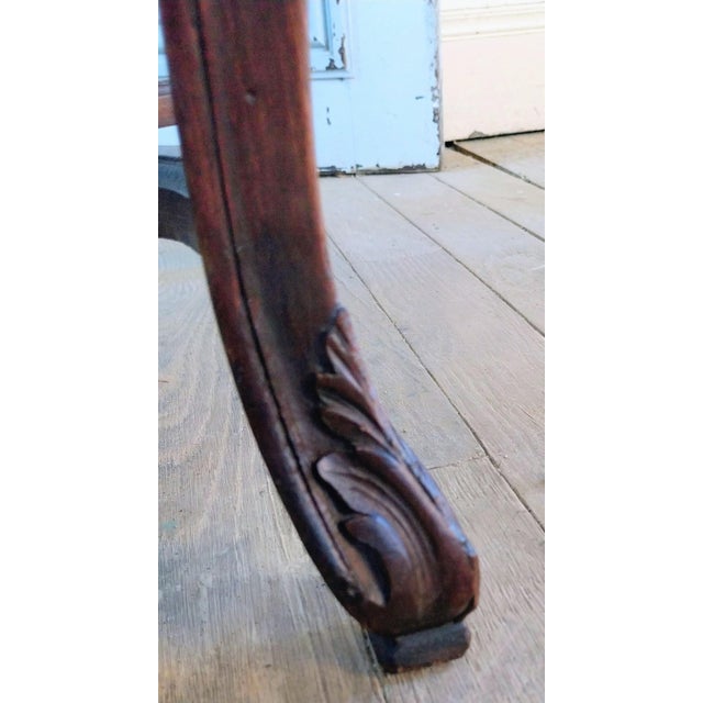 Louis XV Style Bench with Cross-Braced Design, 1890s For Sale - Image 4 of 17