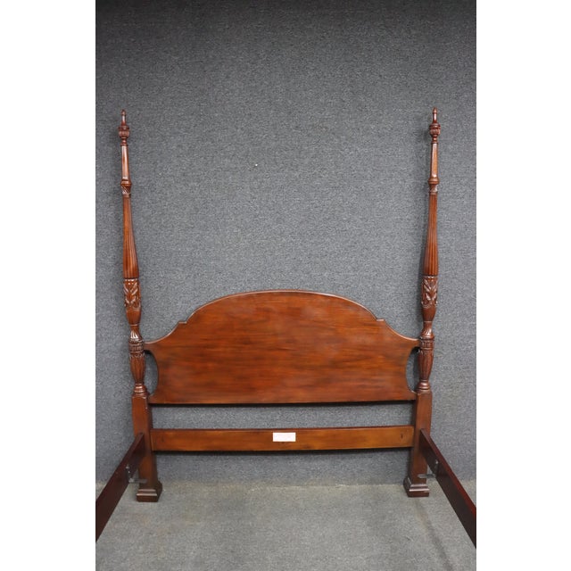 Henkel-Harris Mahogany Rice Carved Queen Poster Bed, Model 151-5/0 For Sale In Philadelphia - Image 6 of 11