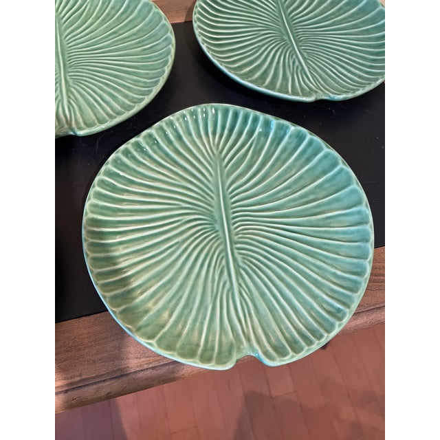 Green Late 20th Century Olfaire Leaf Dinner Green Ceramic Plates, Made in Portugal - Set of 5 For Sale - Image 8 of 10