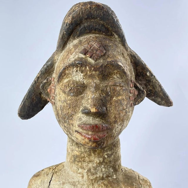 The Punu people of Gabon have a rich and complex history, shaped by migration and cultural interaction. Linguistic...