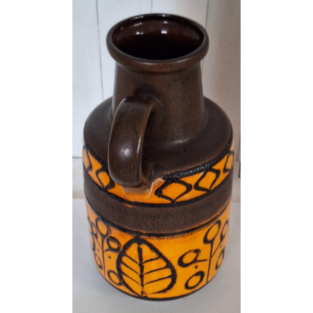 Vintage Orange Ceramic Vase, 1970s, in Very Good conditions. Designed 1970 to 1979