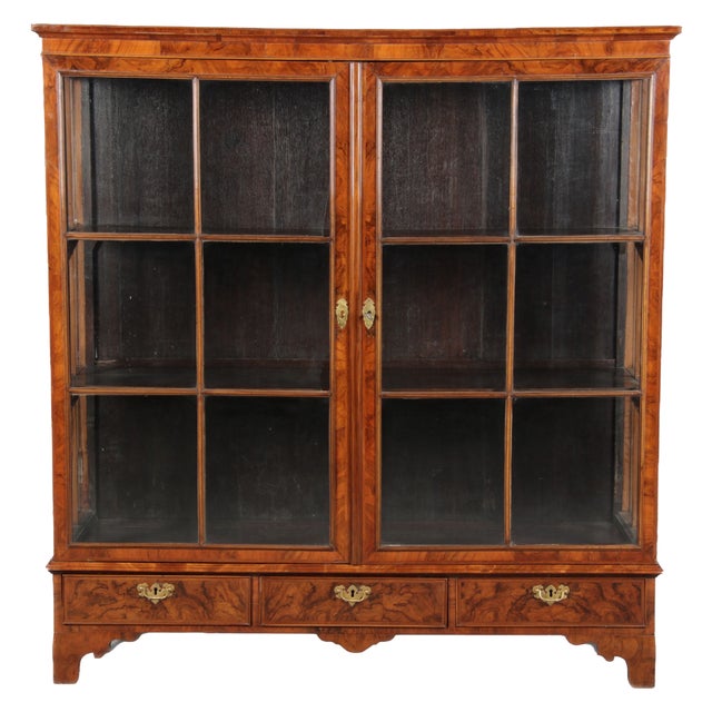 Baroque English Mahogany Showcases with Three Sides Glazed, 1800s For Sale