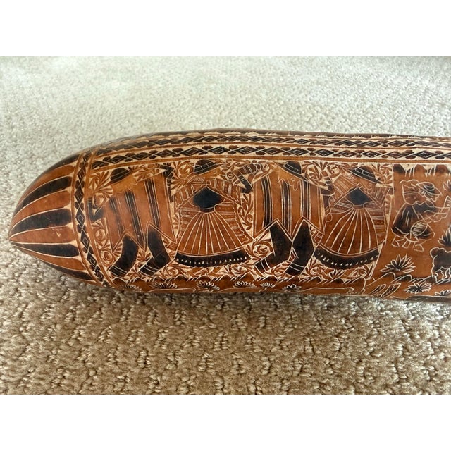 Monumental 22" Peruvian Hand Carved Mate Burilado Storyteller Gourd Rattle - Vintage For Sale - Image 10 of 13