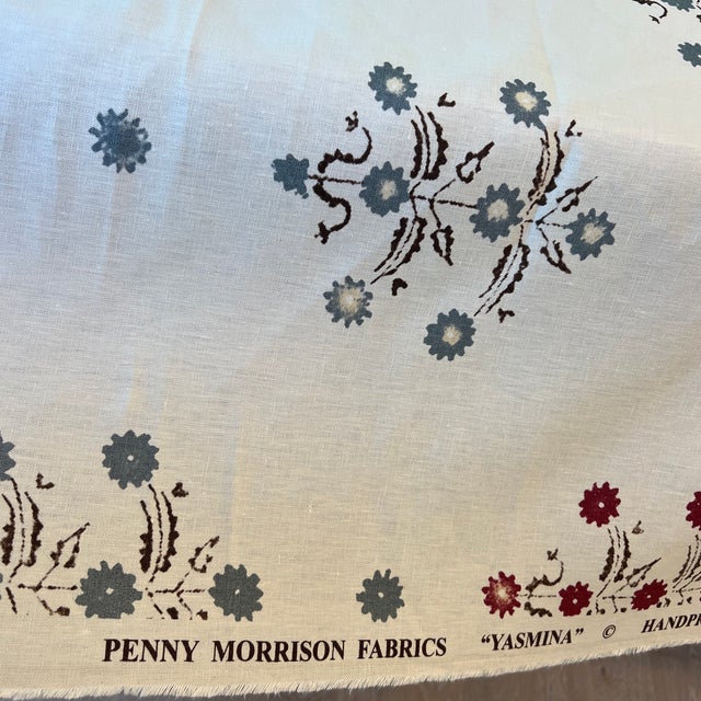 English Designer Penny Morrison Yasmina Linen Fabric - 1 3/8 Yards For Sale In New York - Image 6 of 6