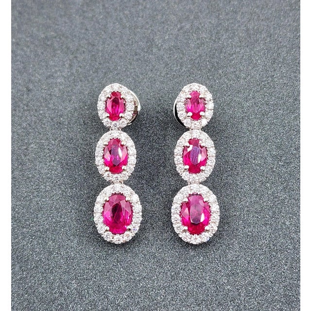 Early 21st Century 3.31 Ct Natural Burma Ruby & Diamond Earrings - 2 Pieces For Sale - Image 5 of 9