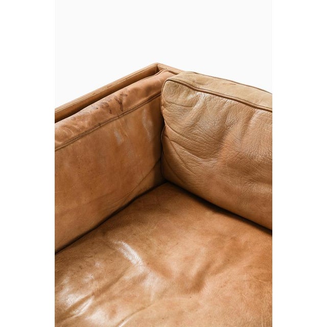 Vintage Sofa in Leather and Rosewood by Illum Wikkelø, 1960s For Sale - Image 6 of 10