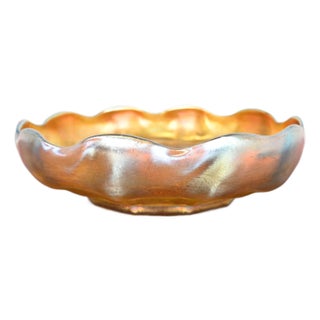 Louis Comfort Tiffany Favrile Iridescent Art Glass Large Scalloped Center Bowl or Fruit Bowl For Sale