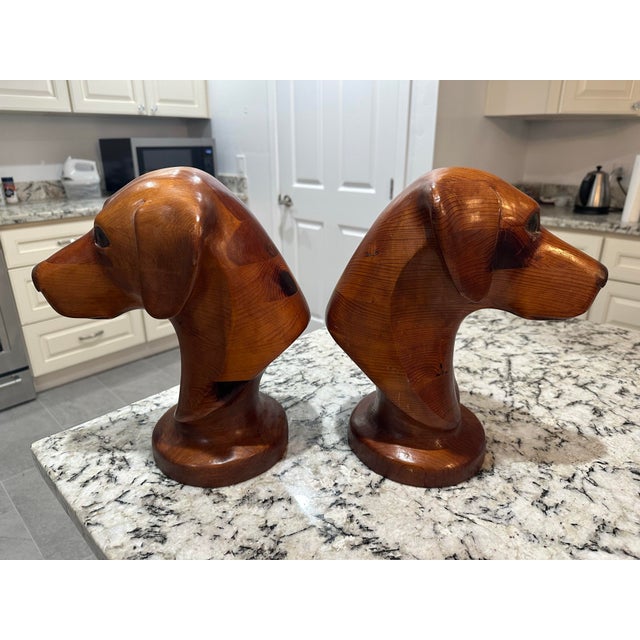 Large Wood Carved Bird Hunting Dog Labrador Retriever Signed Greg Jordan 1984 Bookends Sculpture For Sale - Image 10 of 12