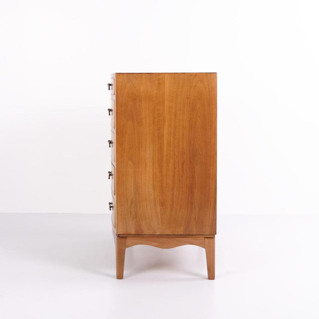 Chest of Drawers in Flamed Walnut attributed to Ole Wanscher and A.J. Iversen, 1950s For Sale - Image 3 of 13
