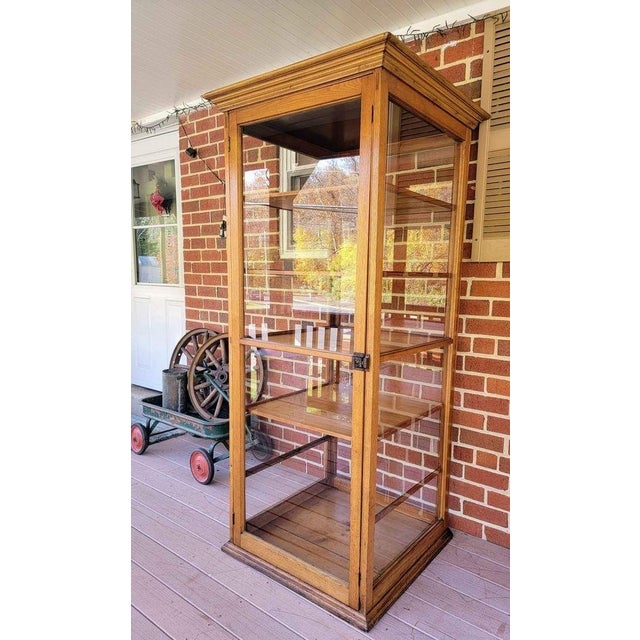 English 1930s Early Bakery Case For Sale - Image 3 of 3